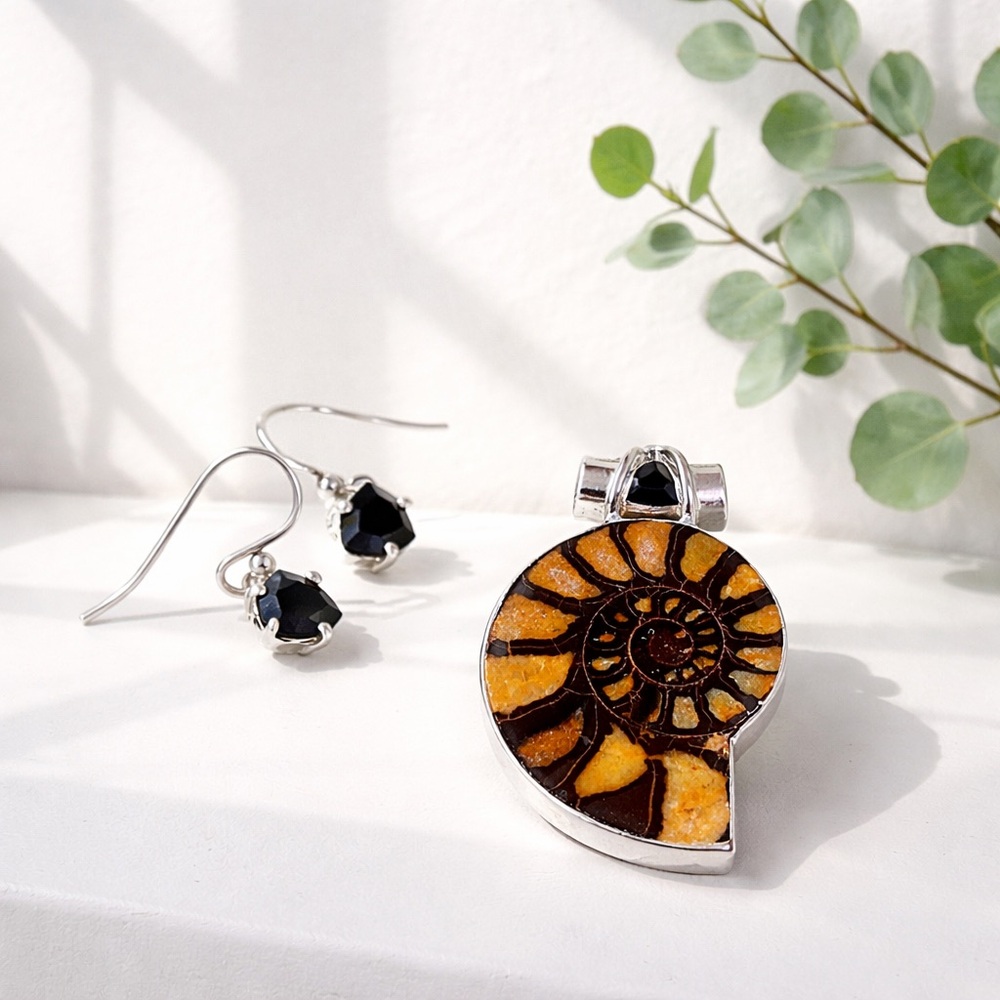 Ammonite & Onyx Necklace Earring SET!
